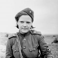 Svetlana Aleksievich War does not have a woman’s face War does not have a woman’s face read more